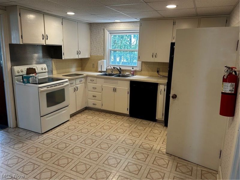 3741 Ira Road, Bath, OH 44333 Photo 6