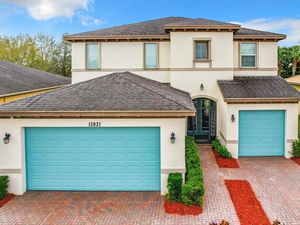 11931 SW Crestwood Circle, Port St. Lucie, FL 34987