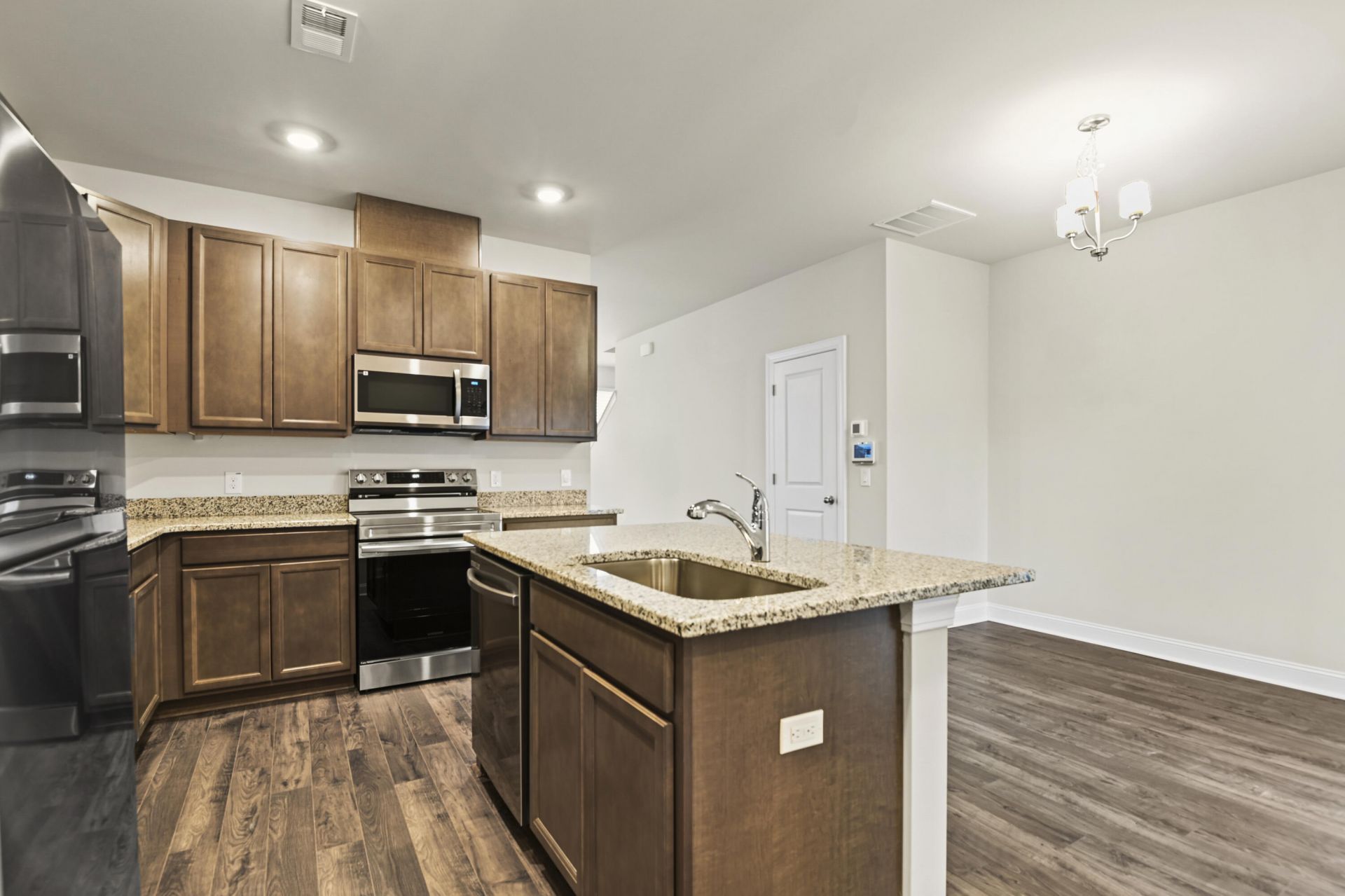 101 Langley Drive Photo 12