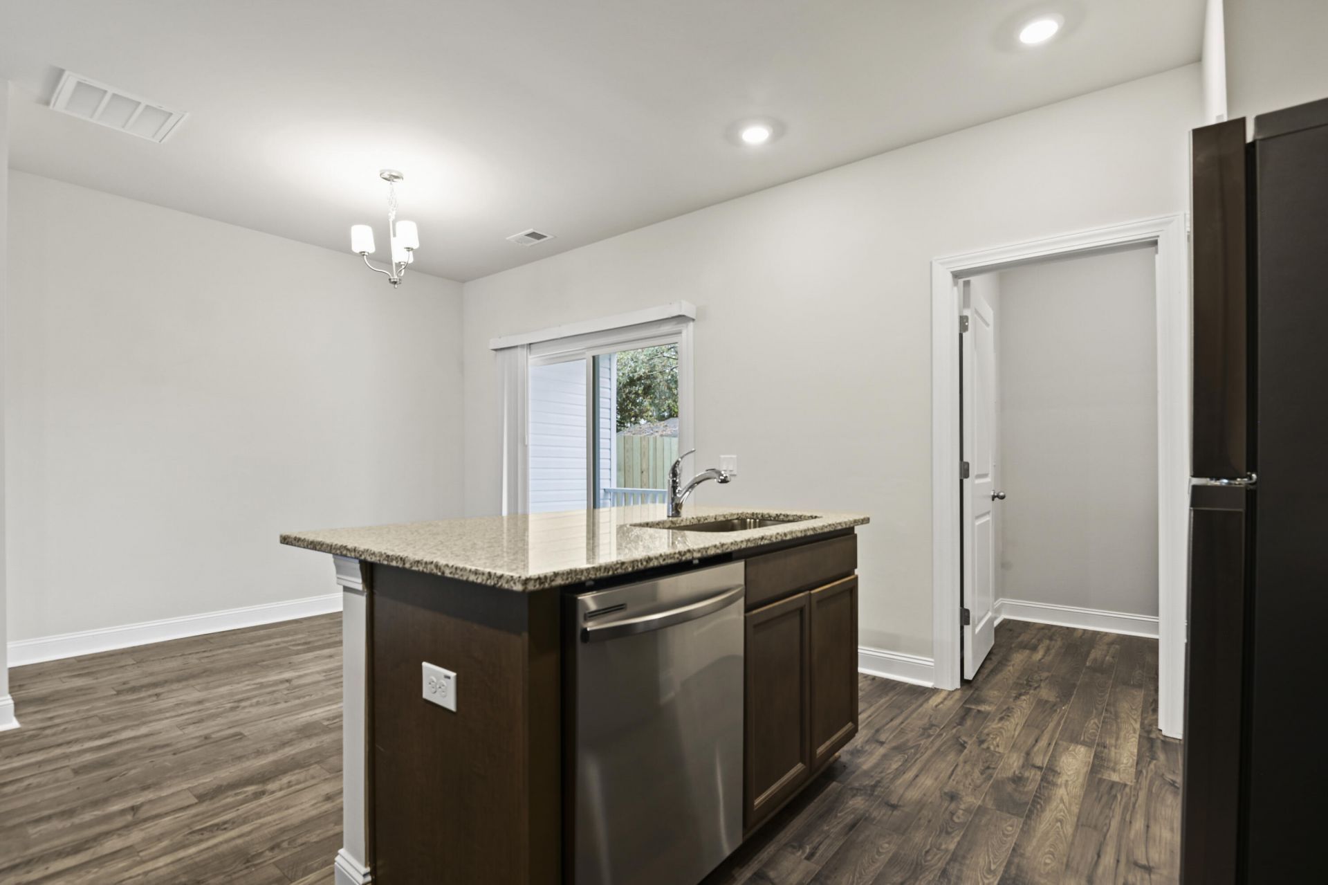 101 Langley Drive Photo 9