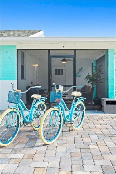 2134 Palm St , Naples, FL 34119 Photo