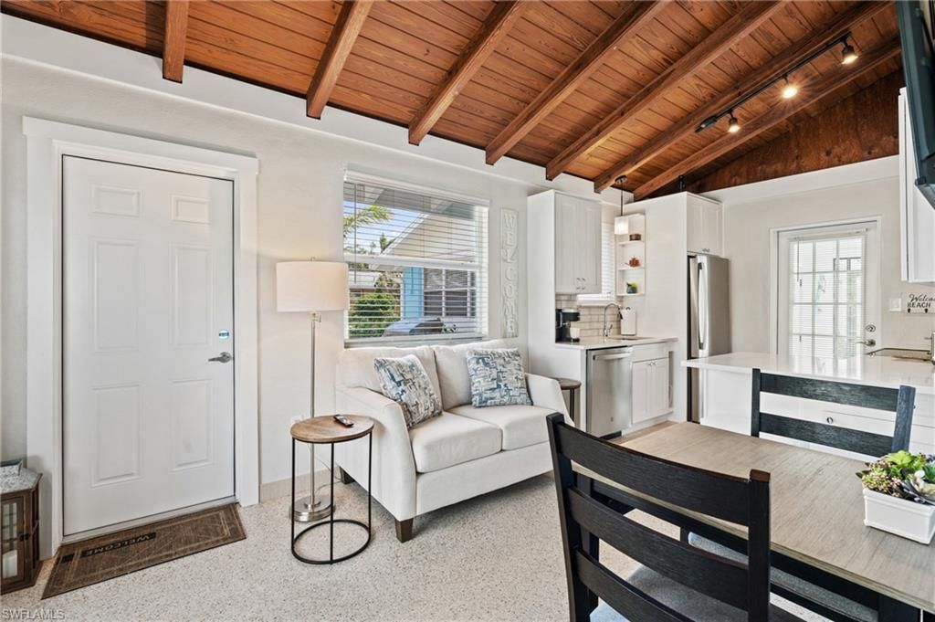 2134 Palm St , Naples, FL 34119 Photo