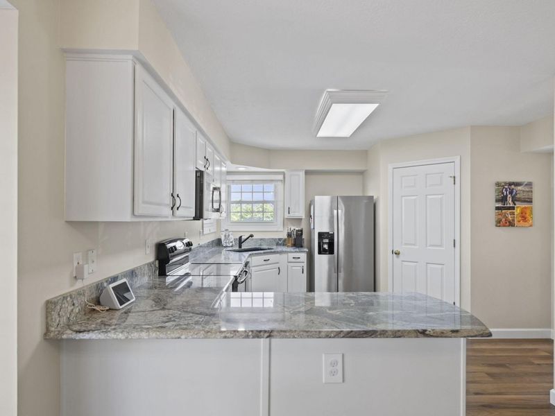 712 Scioto Meadows Boulevard, Grove City, OH 43123 Photo 11