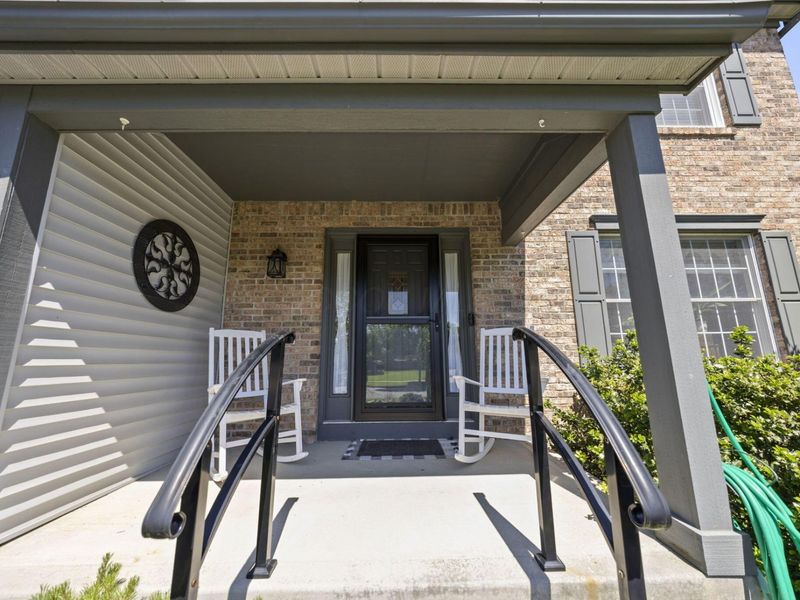 712 Scioto Meadows Boulevard, Grove City, OH 43123 Photo 2