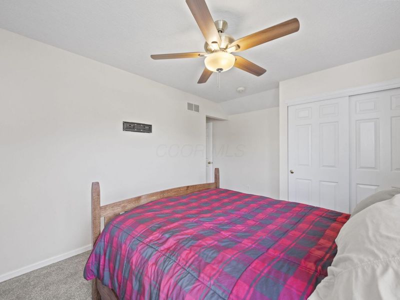 712 Scioto Meadows Boulevard, Grove City, OH 43123 Photo 30