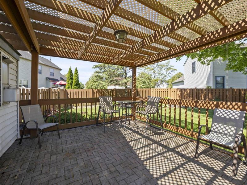 712 Scioto Meadows Boulevard, Grove City, OH 43123 Photo 36