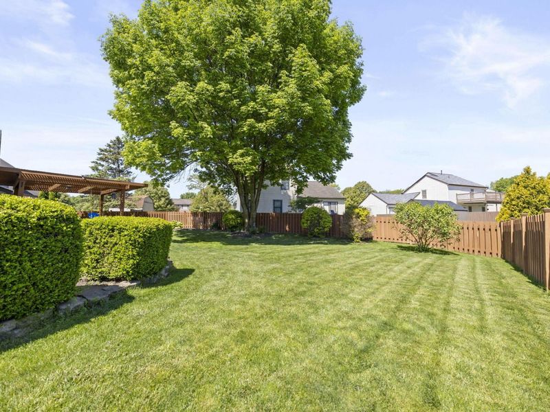 712 Scioto Meadows Boulevard, Grove City, OH 43123 Photo 42