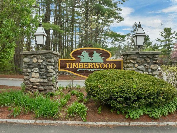 5 Timberwood Drive, Unit 208, Goffstown, NH 03045