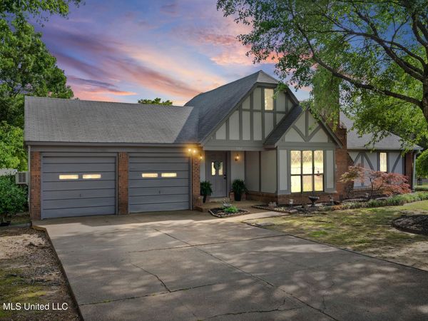582 White Ash Drive, Southaven, MS 38671