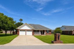 3150 Oleander Drive  photo 4