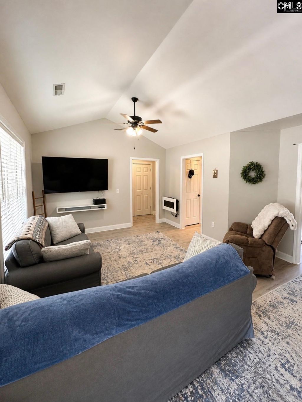 3150 Oleander Drive  Photo 4