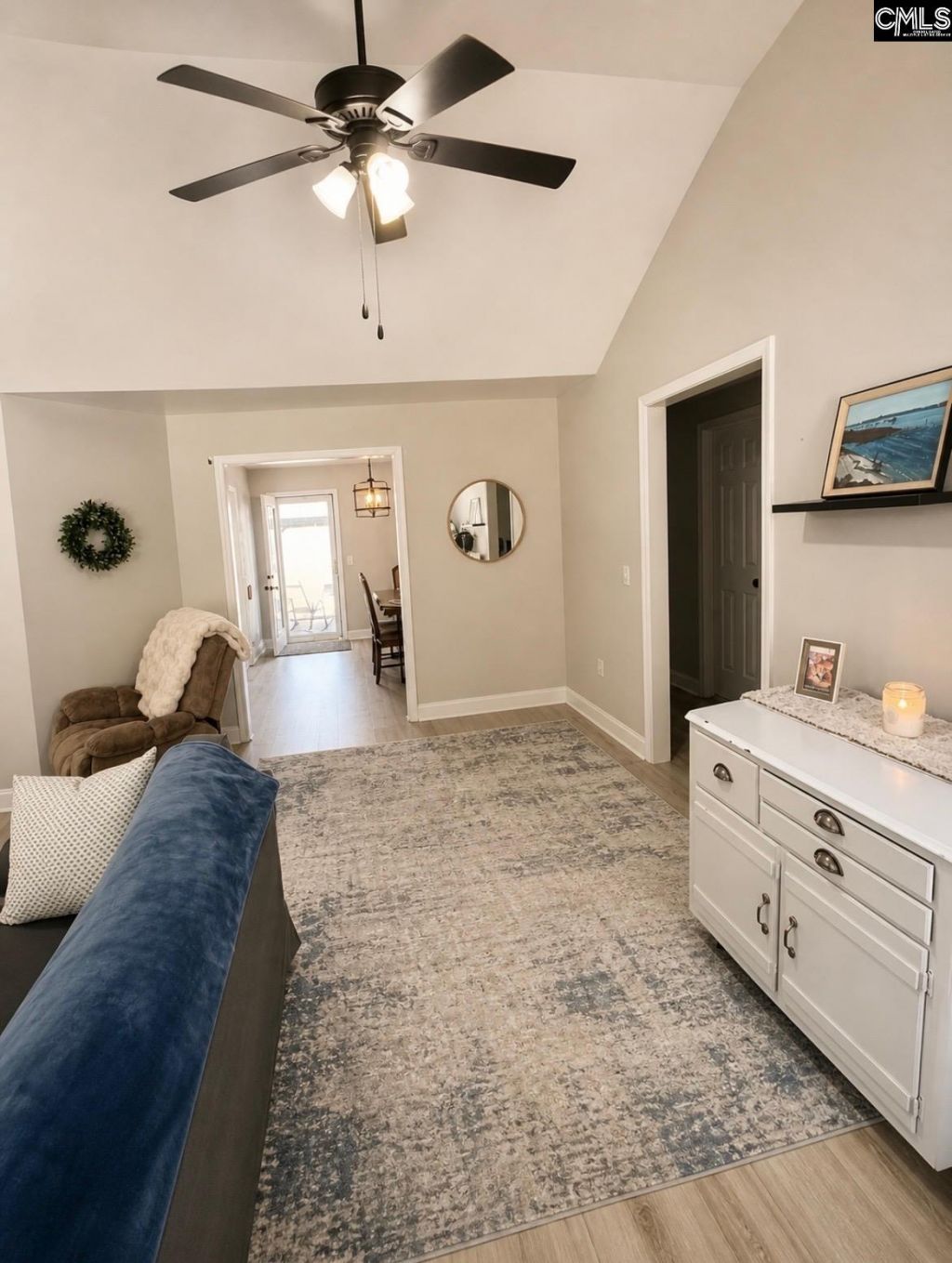 3150 Oleander Drive  Photo 5