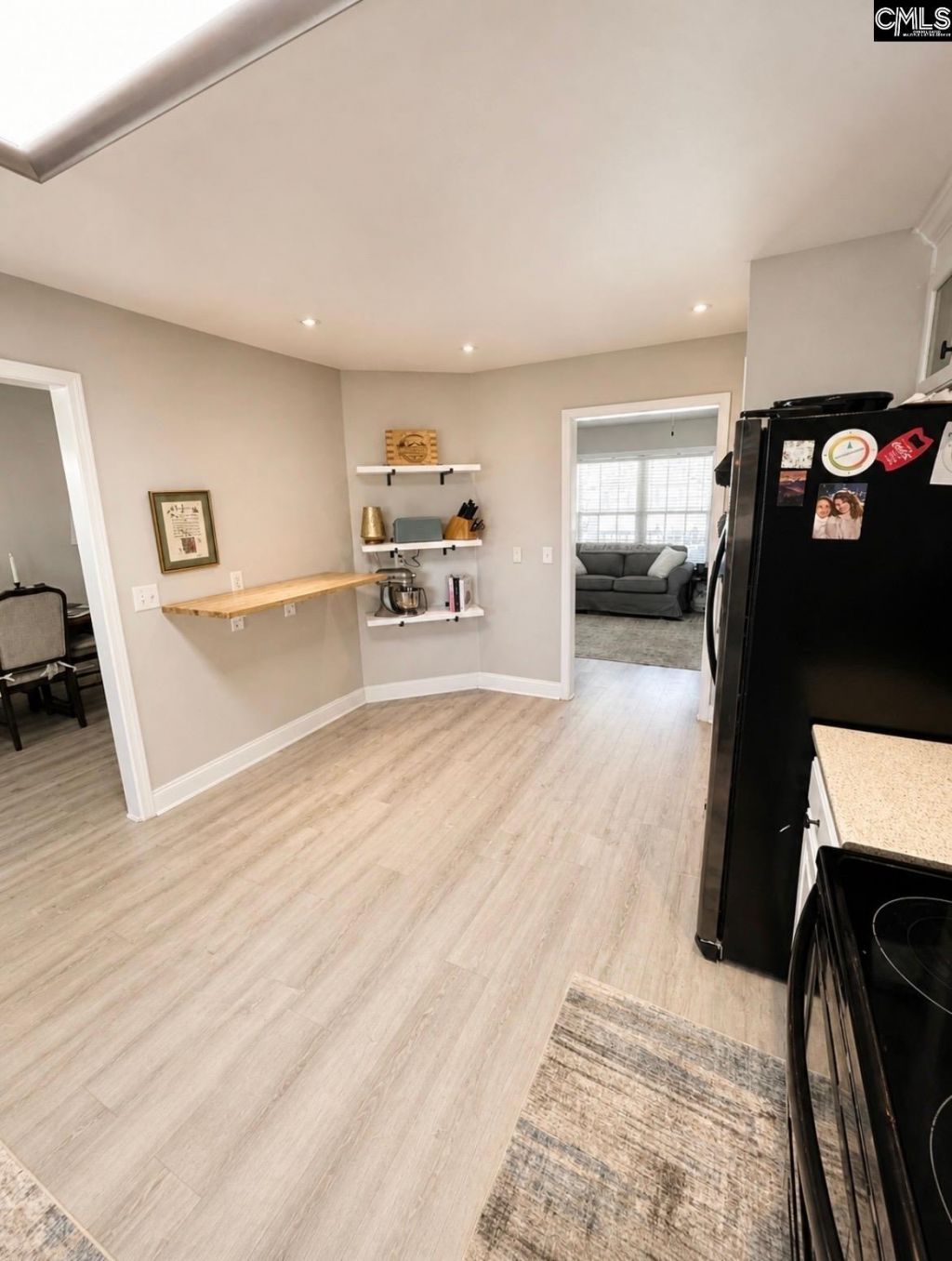 3150 Oleander Drive  Photo 6