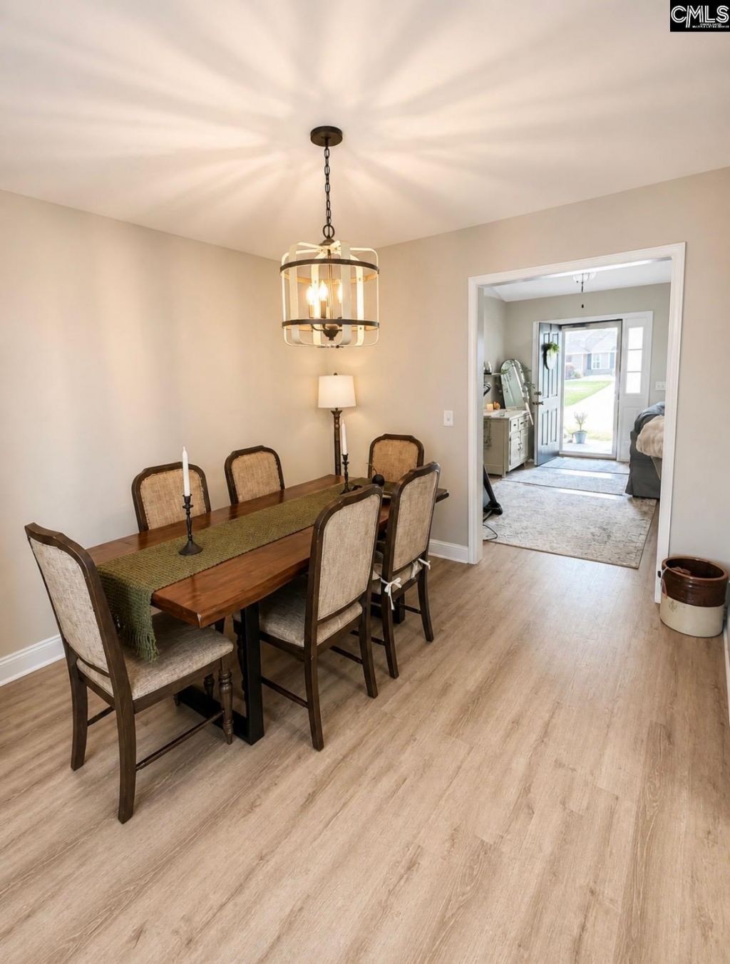 3150 Oleander Drive  Photo 9