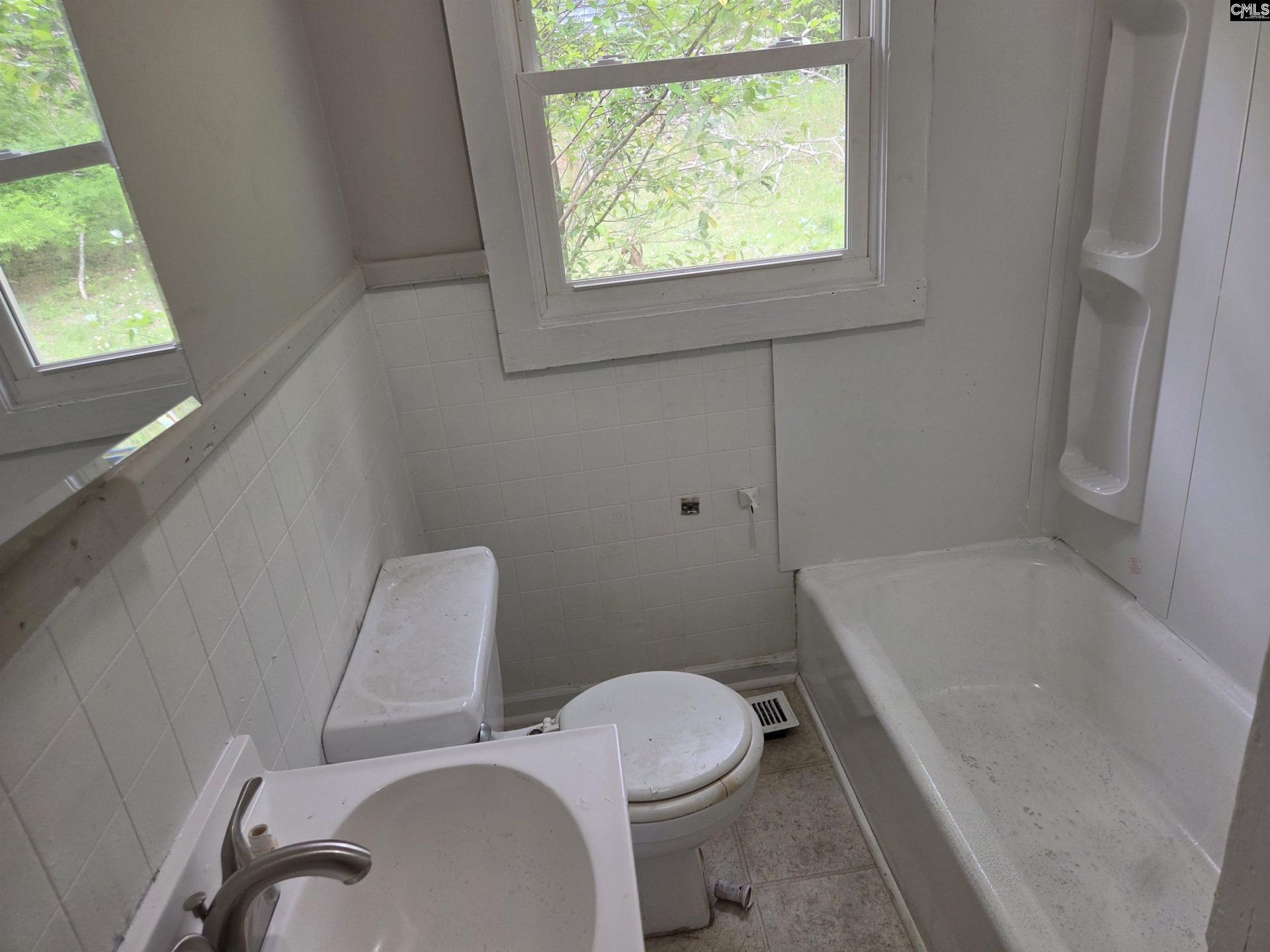 601 Valley Avenue  Photo 12
