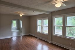 601 Valley Avenue  photo 4
