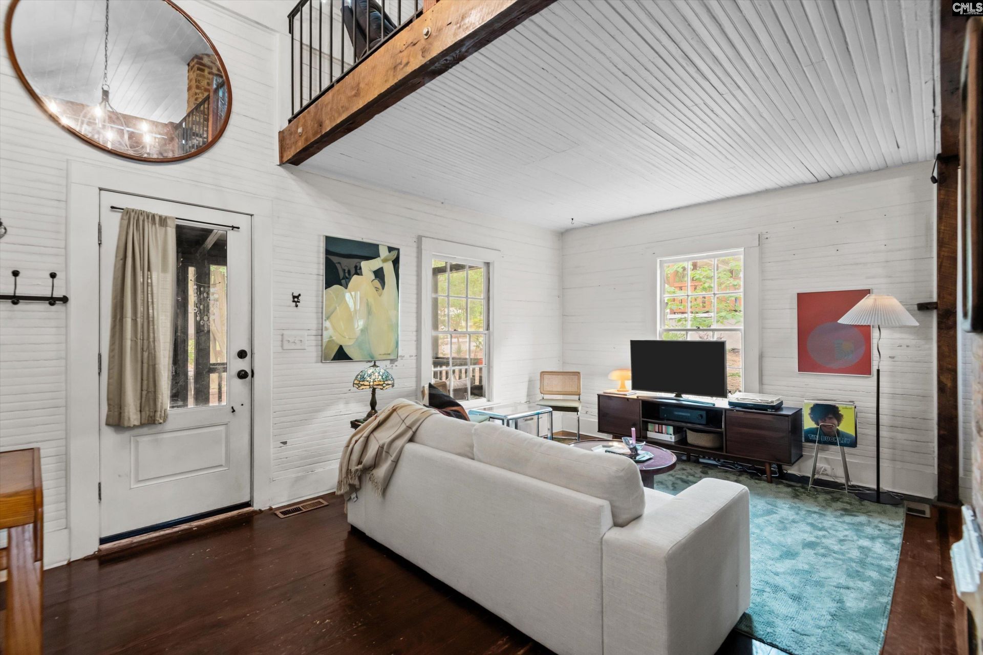 212 Augusta Street  Photo 6