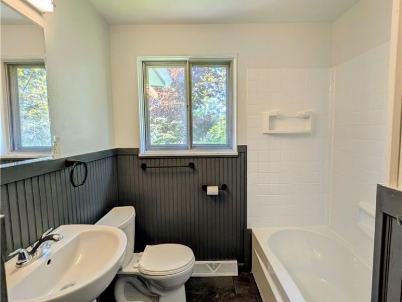 16116 Lanier Avenue, Strongsville, OH 44136 Photo 13