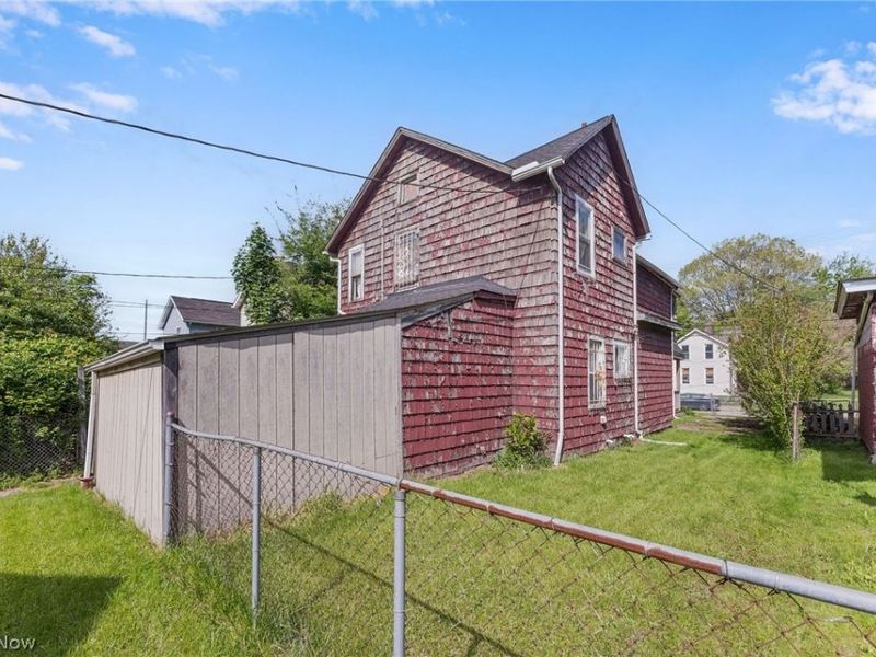 3238-3240 E 49th Street, Cleveland, OH 44127 Photo 3