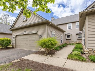 4509 Alexander Pines Drive, Independence Twp, MI 48346