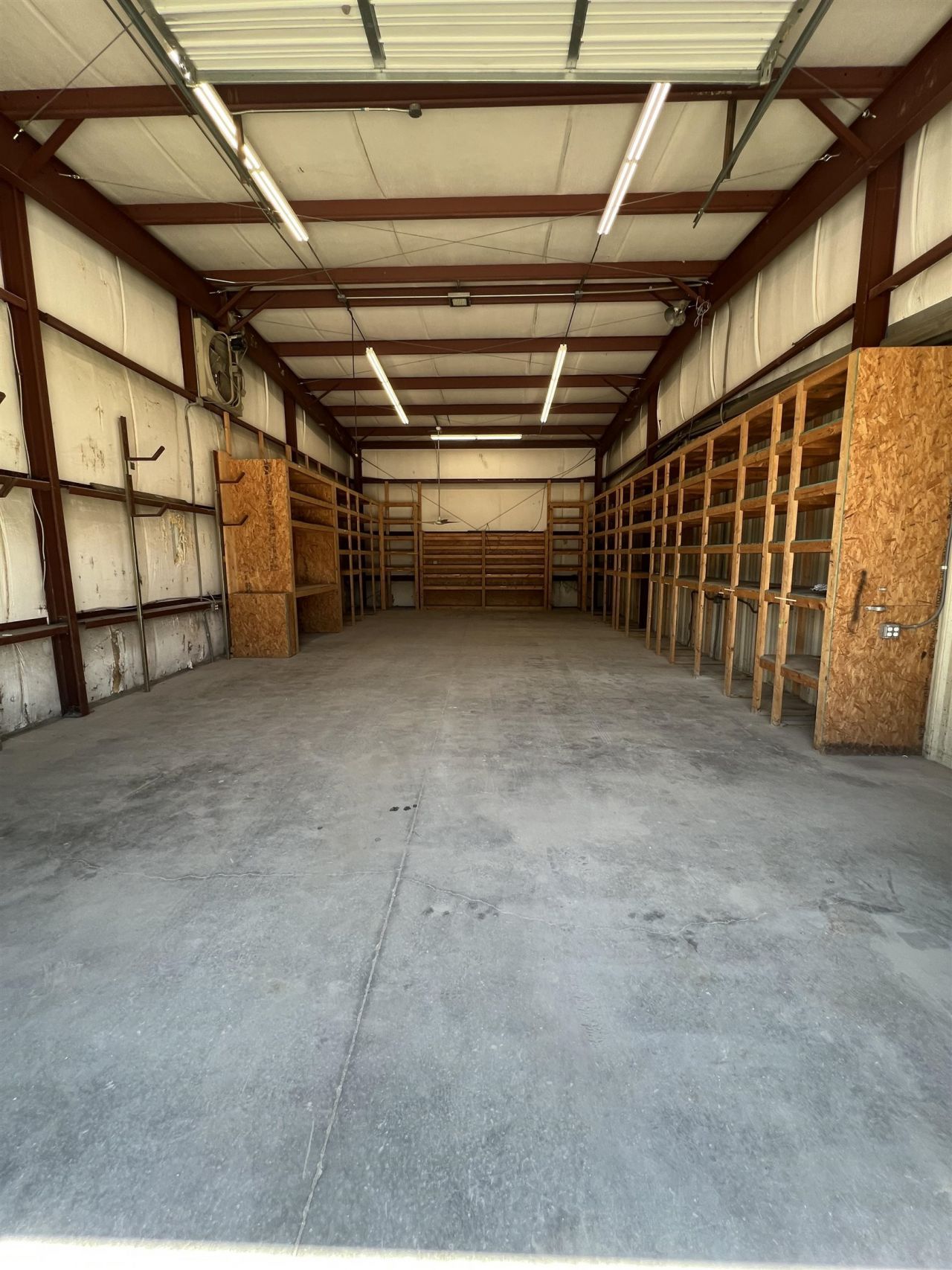 3211 Mr. Joe White Ave. Photo 4