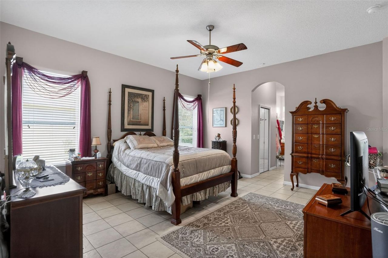 24001 Robinwood Street , Leesburg, FL 34748 Photo