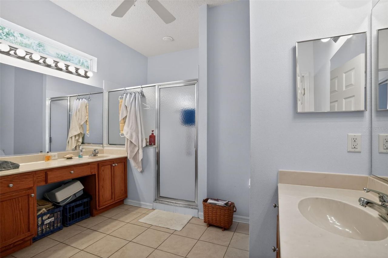 24001 Robinwood Street , Leesburg, FL 34748 Photo