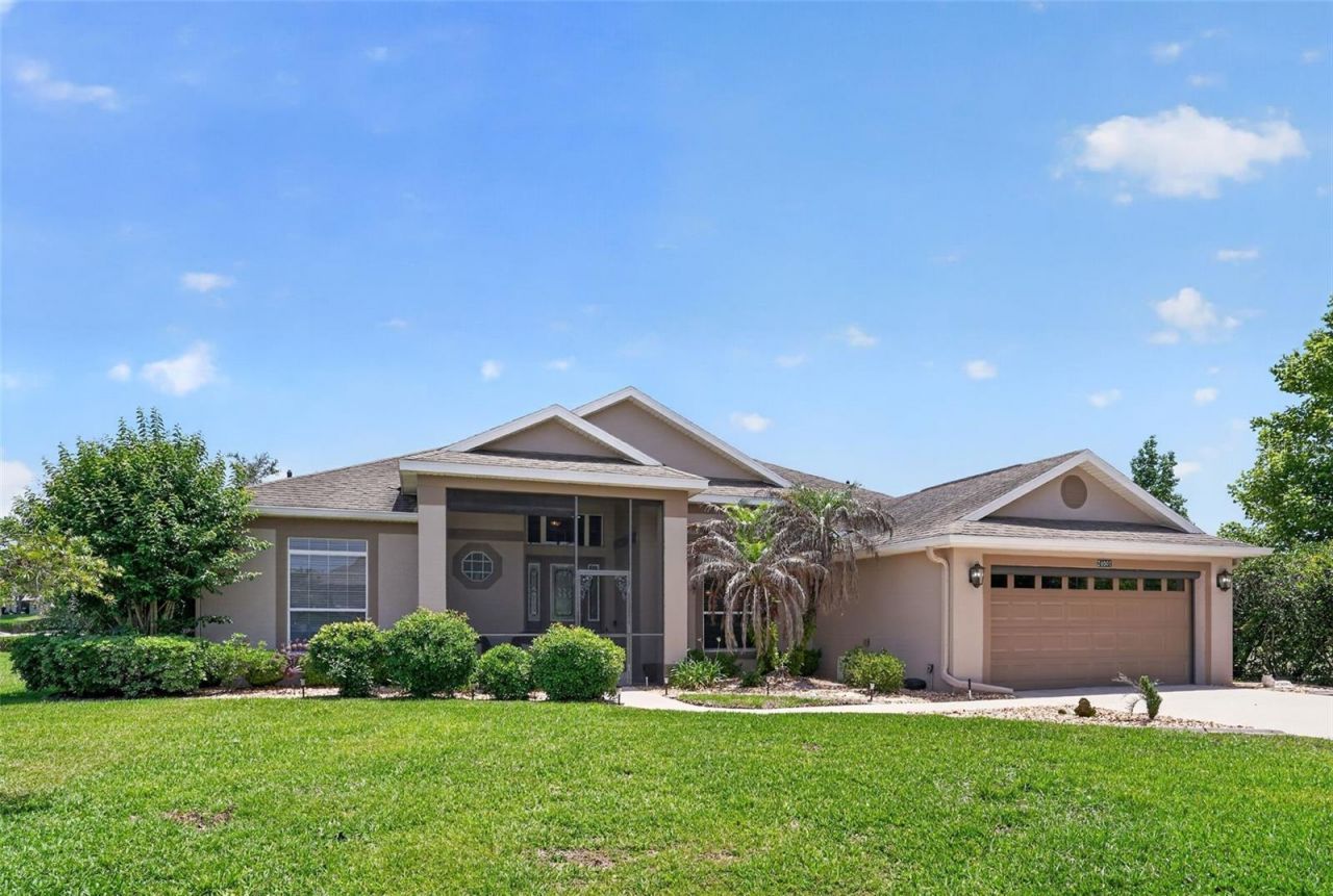 24001 Robinwood Street , Leesburg, FL 34748 Photo