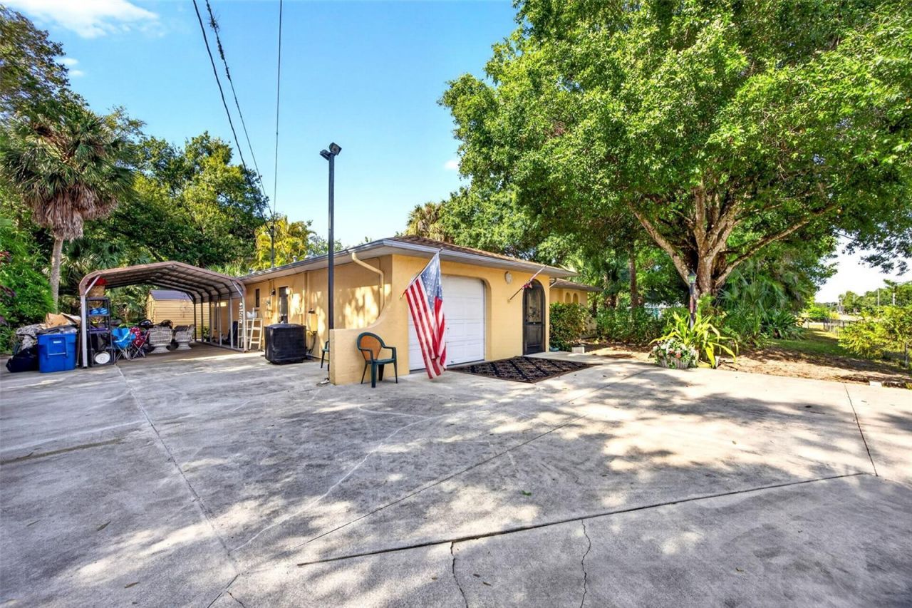 339 W Mariana Avenue, North Fort Myers, FL 33903 Photo
