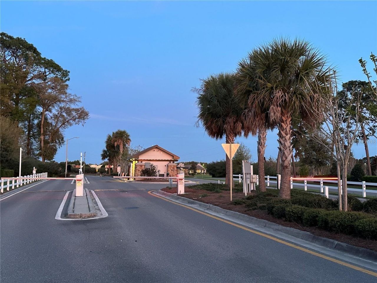 9031 SW 75th Loop, Ocala, FL 34481 Photo