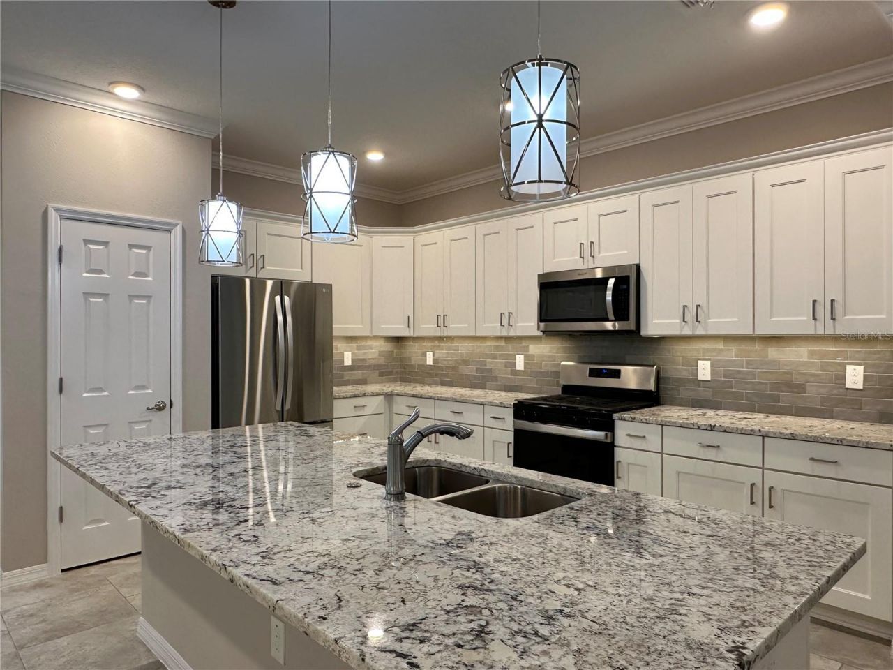 9031 SW 75th Loop, Ocala, FL 34481 Photo