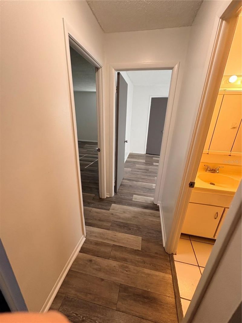 1131 84th Avenue N, Unit D, Saint Petersburg, FL 33702 Photo