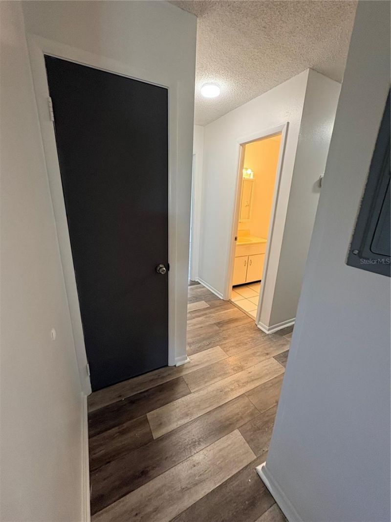 1131 84th Avenue N, Unit D, Saint Petersburg, FL 33702 Photo