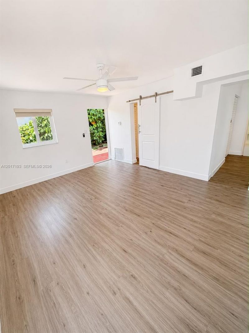 235 SW 64th Ave, Unit 2B, Miami, FL 33144 Photo