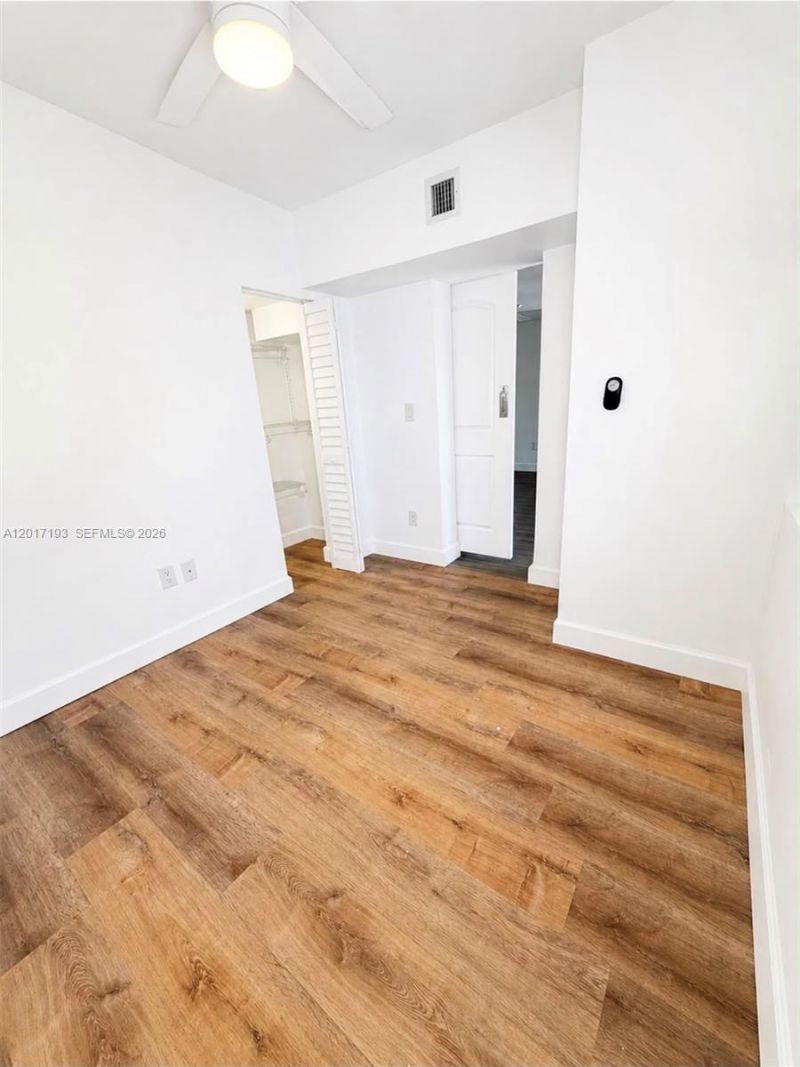 235 SW 64th Ave, Unit 2B, Miami, FL 33144 Photo