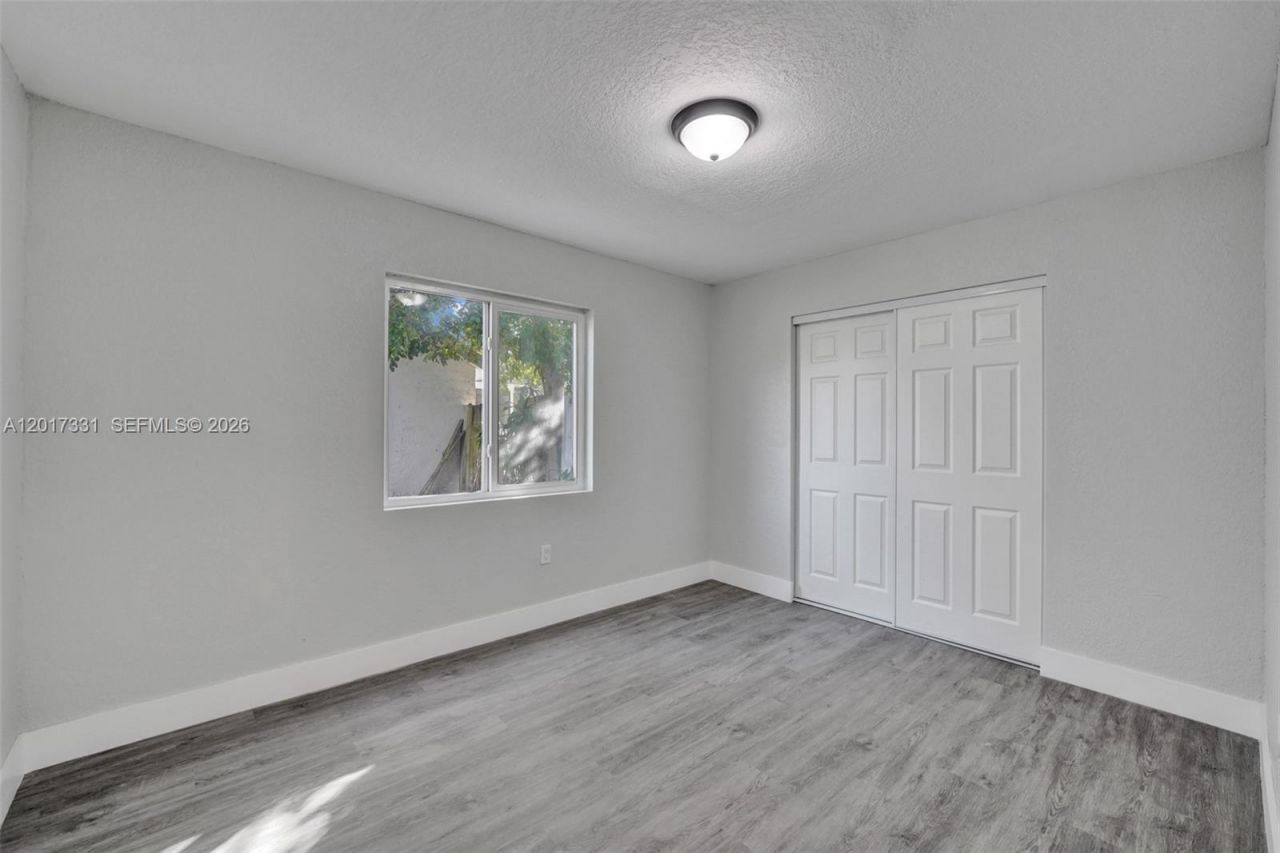 8400 NW 7th St , Pembroke Pines, FL 33024 Photo