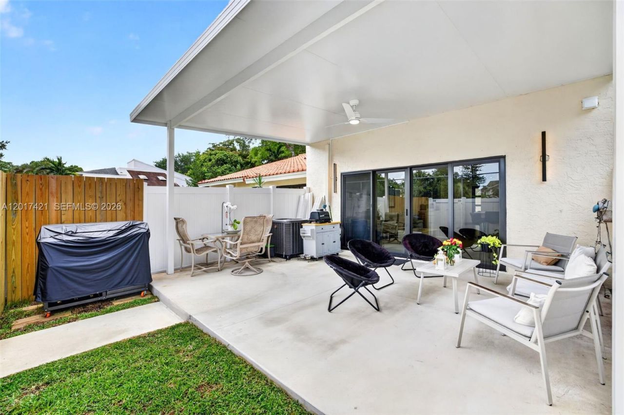 3848 Atlanta St , Hollywood, FL 33021 Photo