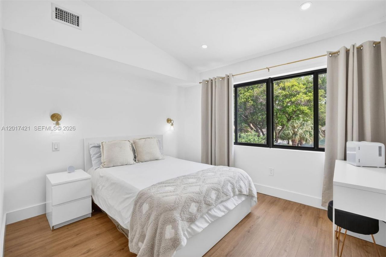 3848 Atlanta St , Hollywood, FL 33021 Photo