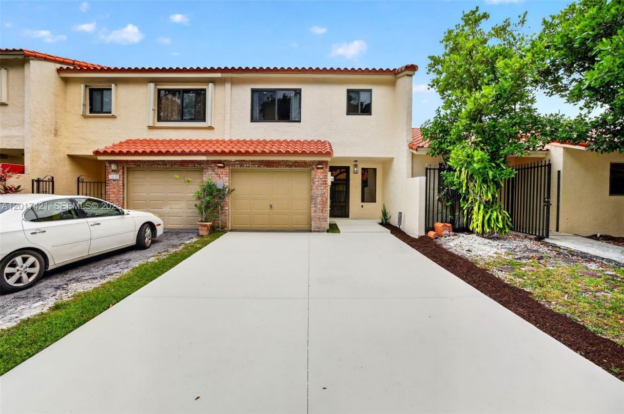 3848 Atlanta St , Hollywood, FL 33021 Photo