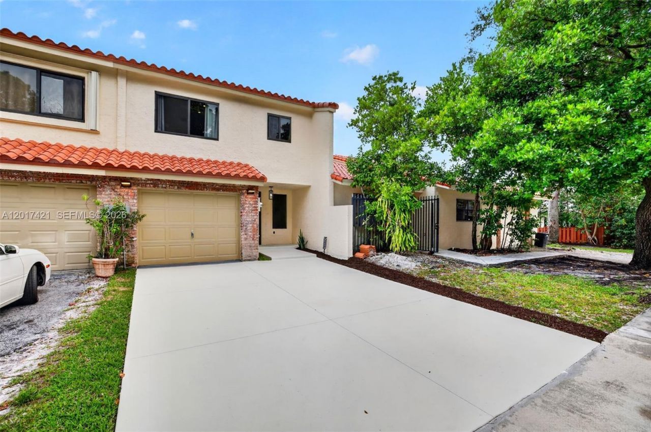 3848 Atlanta St , Hollywood, FL 33021 Photo