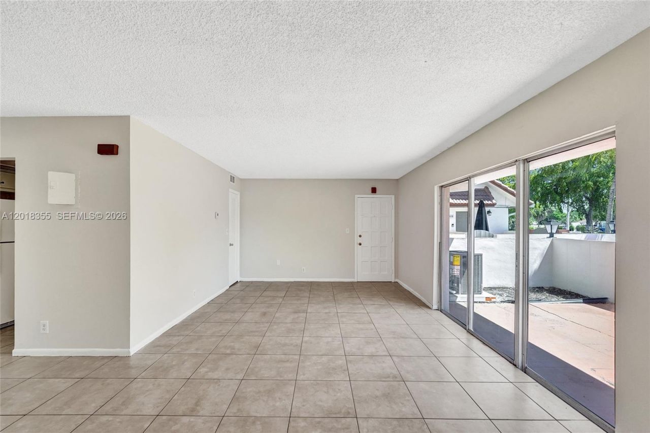3200 Coral Springs Dr , Unit 106, Coral Springs, FL 33065 Photo