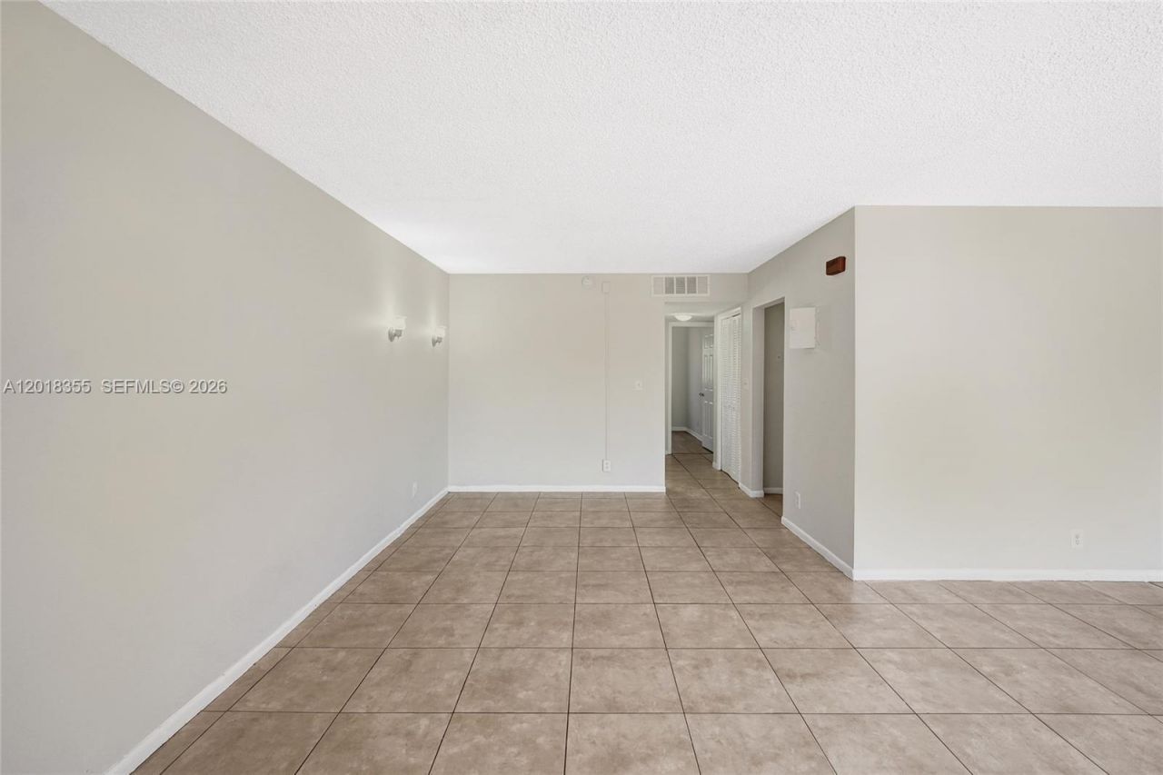 3200 Coral Springs Dr , Unit 106, Coral Springs, FL 33065 Photo