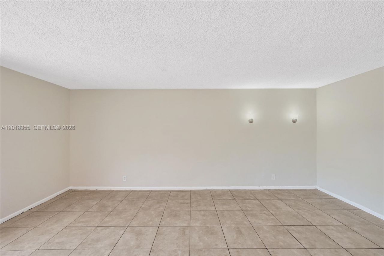 3200 Coral Springs Dr , Unit 106, Coral Springs, FL 33065 Photo