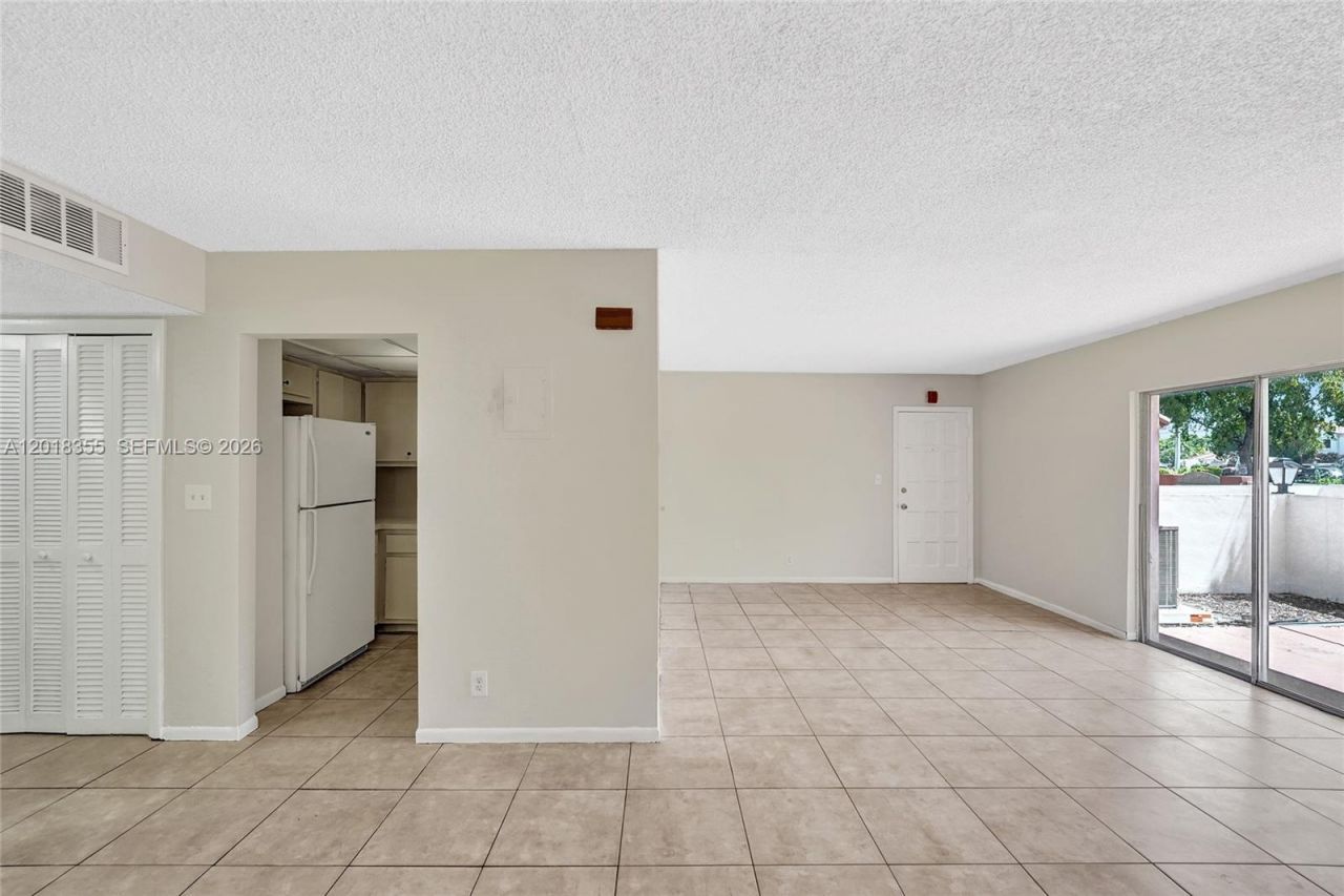 3200 Coral Springs Dr , Unit 106, Coral Springs, FL 33065 Photo