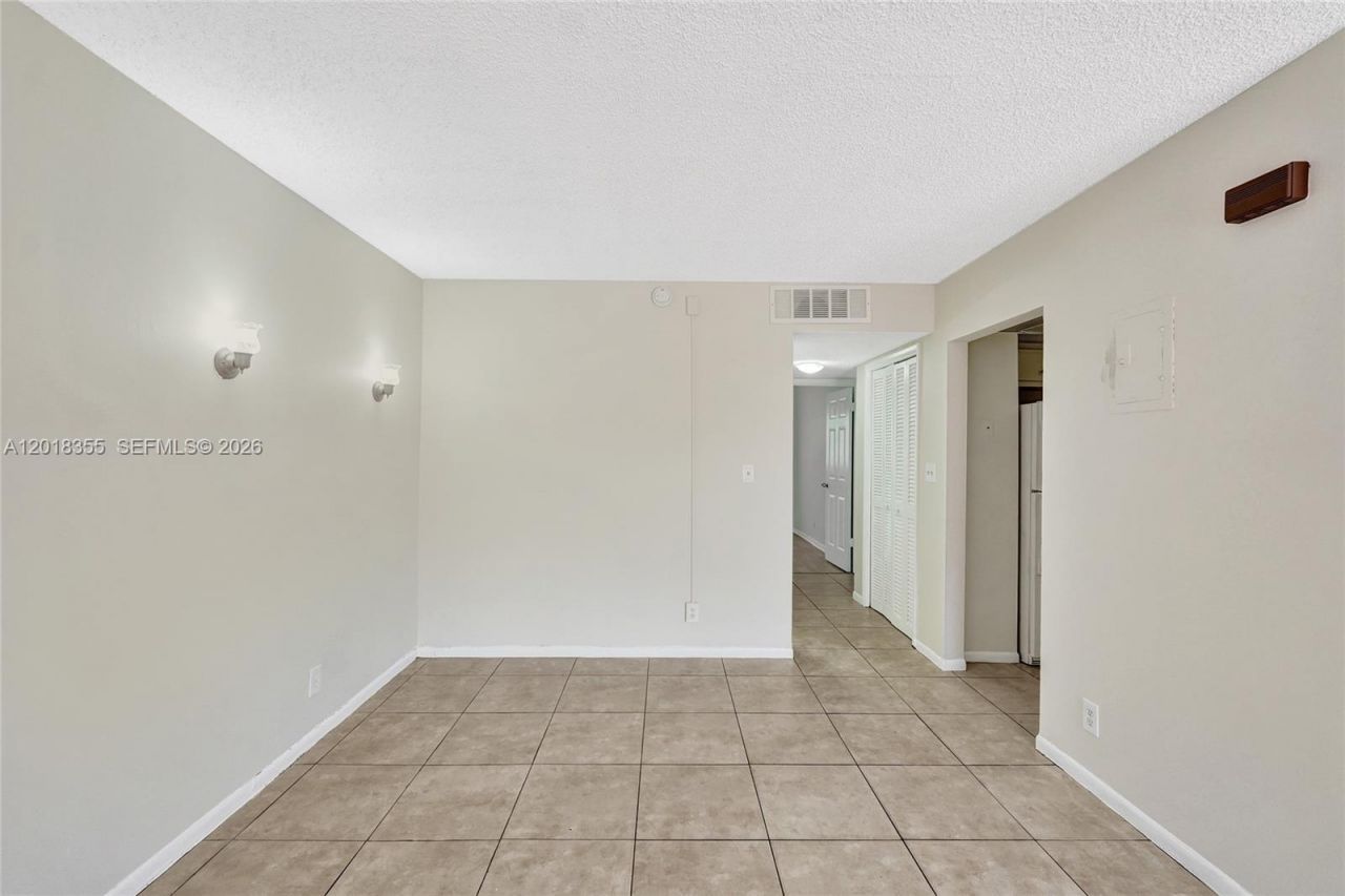 3200 Coral Springs Dr , Unit 106, Coral Springs, FL 33065 Photo