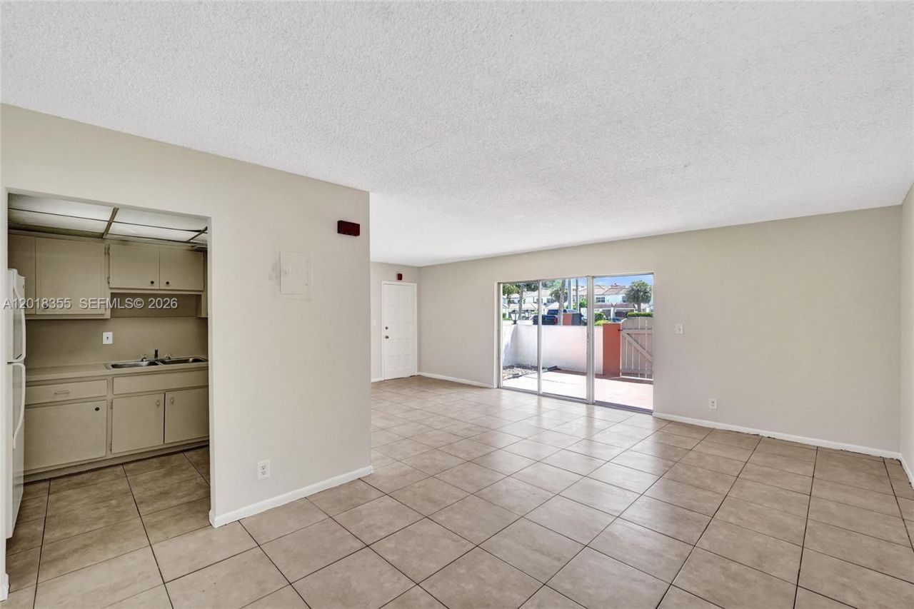 3200 Coral Springs Dr , Unit 106, Coral Springs, FL 33065 Photo