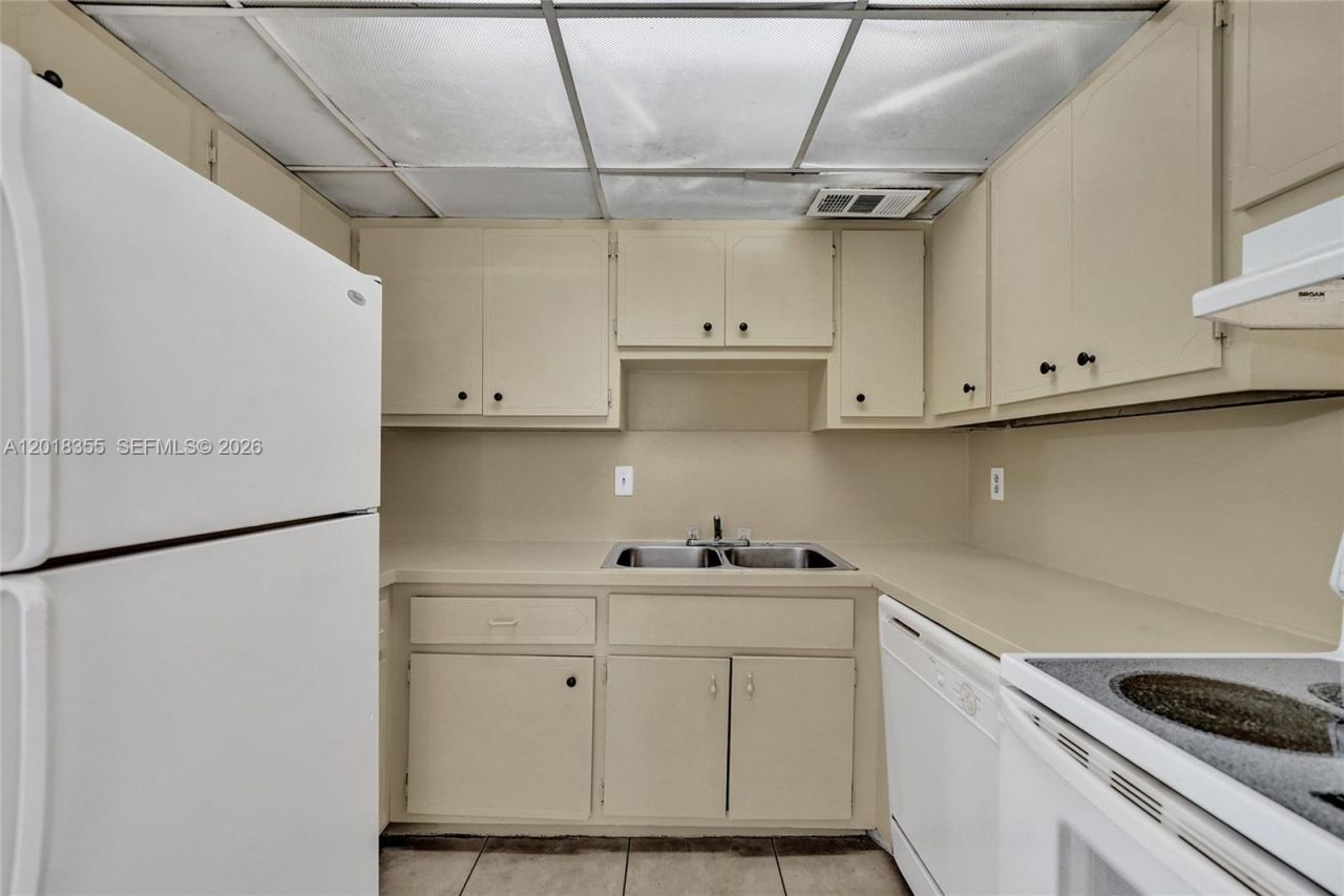 3200 Coral Springs Dr , Unit 106, Coral Springs, FL 33065 Photo