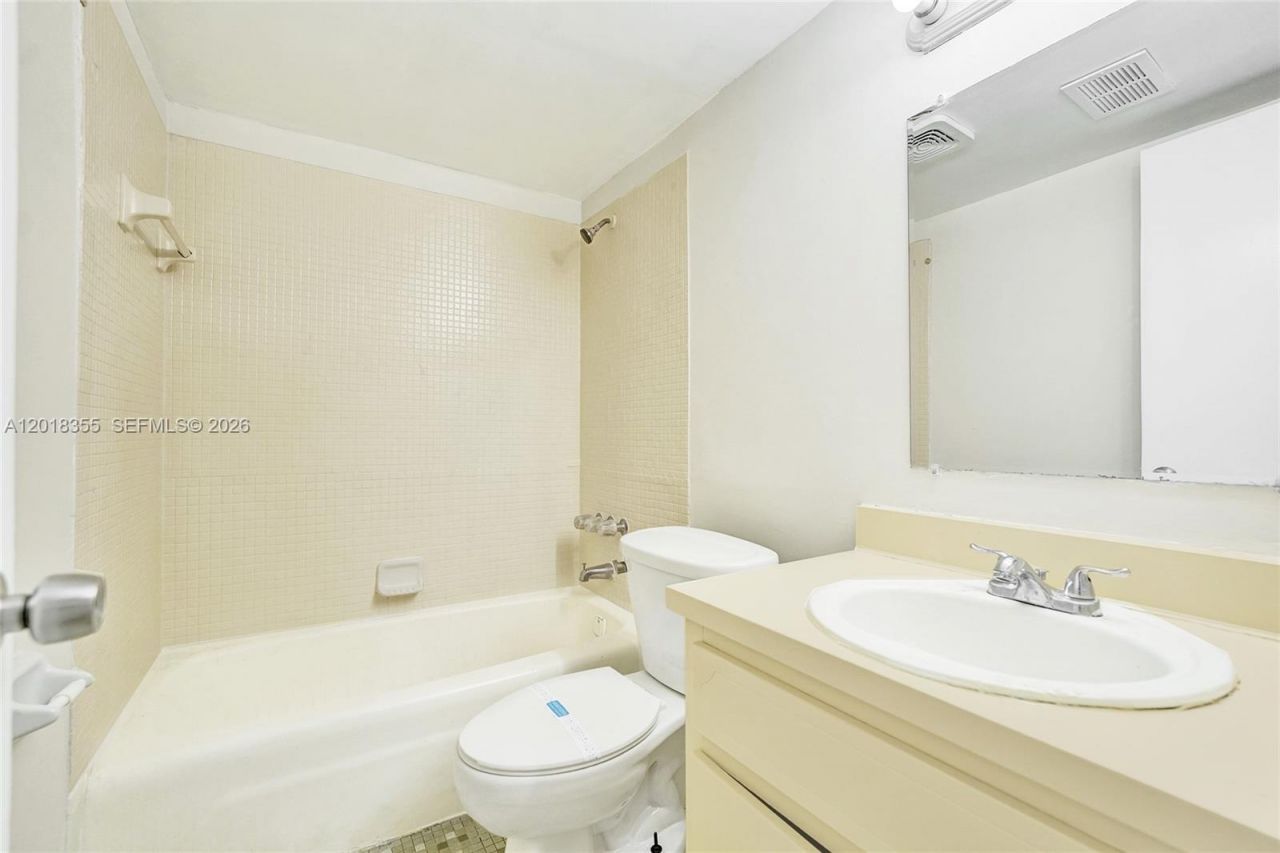 3200 Coral Springs Dr , Unit 106, Coral Springs, FL 33065 Photo