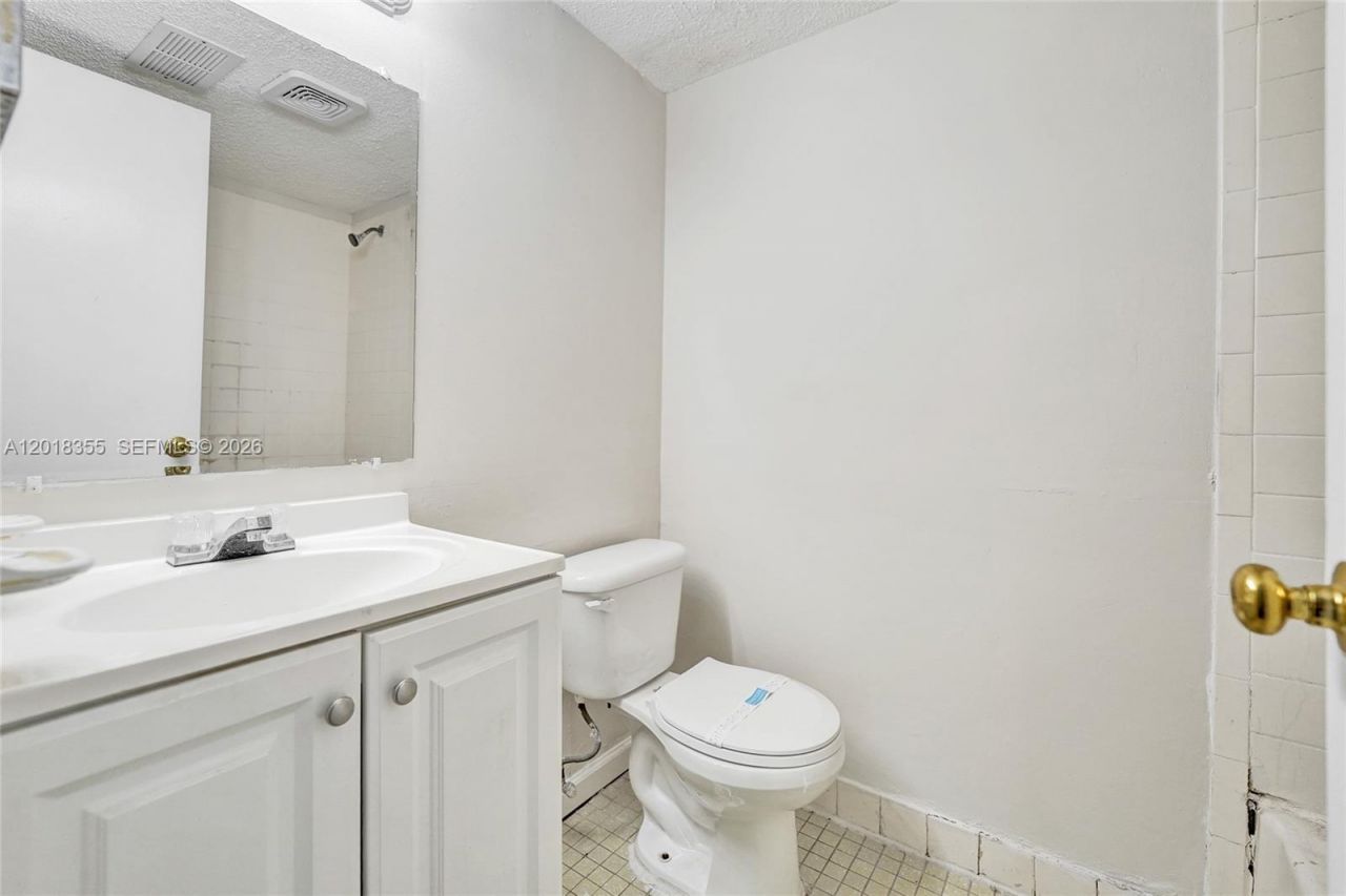 3200 Coral Springs Dr , Unit 106, Coral Springs, FL 33065 Photo