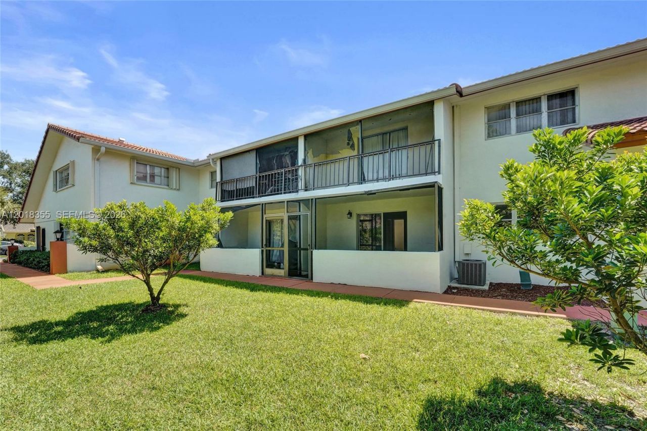 3200 Coral Springs Dr , Unit 106, Coral Springs, FL 33065 Photo
